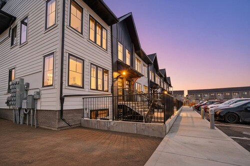 Livingston Haven - Modern 1BR Private Suite