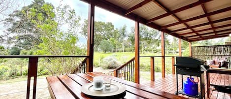 Family Cottage, Mountain View | Outdoor dining