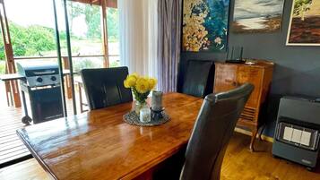 Family Cottage, Mountain View | Dining