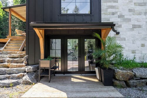 Le Tracy | 4Season Spa | AC | BBQ | Arcade | Workdesk | Large Yard | Firepit