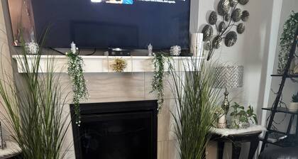 Beautiful, quiet, clean, cozy and affordable house to host at least 10 guest.