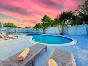 Pool - Private Pool, Arcade Games & Family Fun Near Beach (Fort Lauderdale)