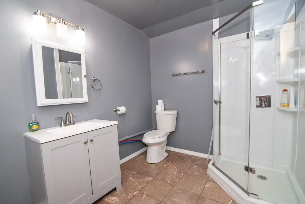 Towels, toilet paper