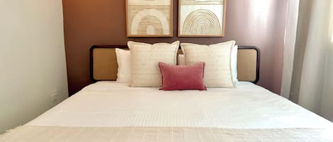 Standard Apartment | Iron/ironing board, free WiFi