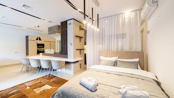 Luxury Duplex, Courtyard View | Desk, laptop workspace, blackout curtains, soundproofing