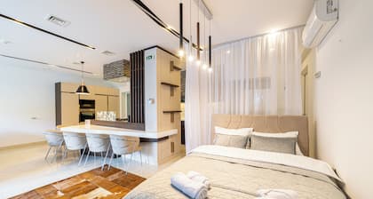 Luxury Aparthotel MejtasHills - Old Town