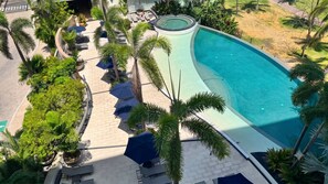 Pool - Luxury Vallarta Marina 1BR, 180° Balcony & Golf Views (Puerto Vallarta)