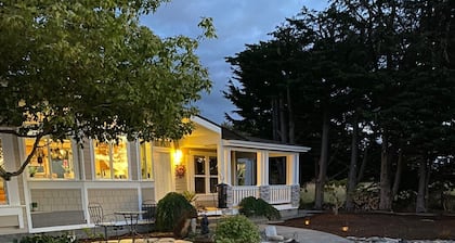 Beautiful and serene 4-bedroom home in sunny Sequim, feels like a warm hug!