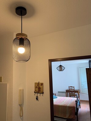 Room - Vrbo Property (avignon)