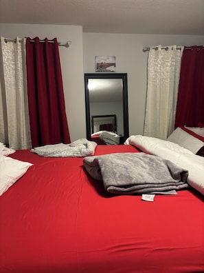 Room - 3 bedroom, 2 bathroom brand new duplex in one of the best communities in GP. (Grande Prairie)