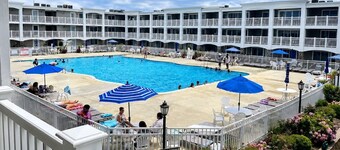 Ocean Club Getaway 2BR Parking WasherDryer
