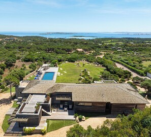 Exterior - Vrbo Property (Bonifacio)