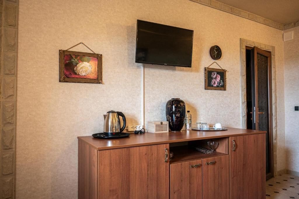 Deluxe Double Room, Courtyard View | Interior