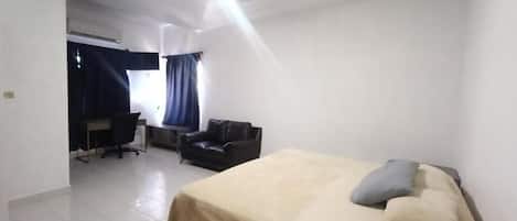 House, Balcony | Free WiFi