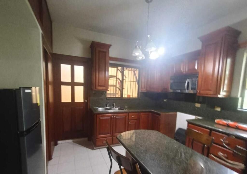 Maison, balcon | Cuisine privée