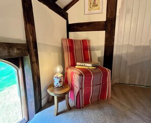Interior - A unique Suffolk timber-framed cottage set within private lawns and woodland. (Chevington)