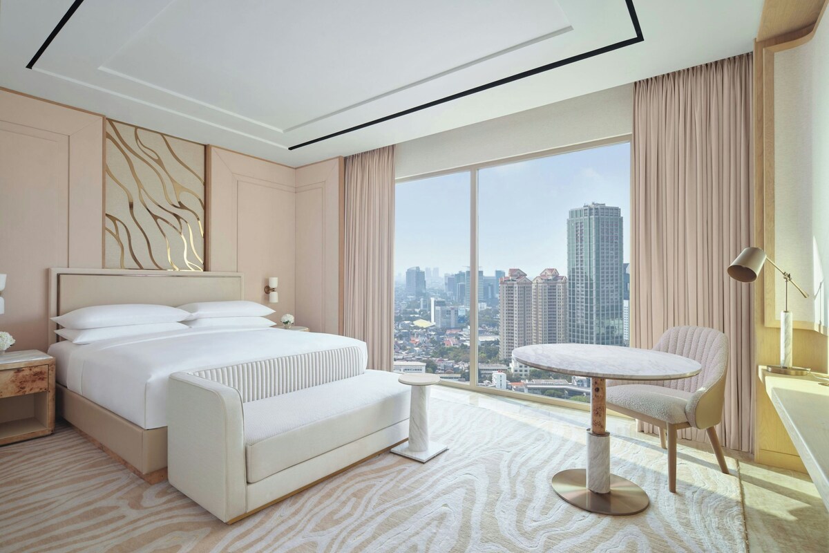 Suite Club, 1 habitación | Ropa de cama de alta calidad, colchones con acolchado adicional, minibar