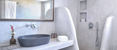 Mouragio 4 | Bathroom