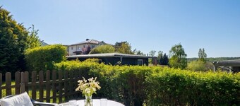 Haus Seeblick - Comfort Apartment No. 2 with lake view