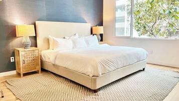 Iron/ironing board, travel crib, WiFi, bed sheets
