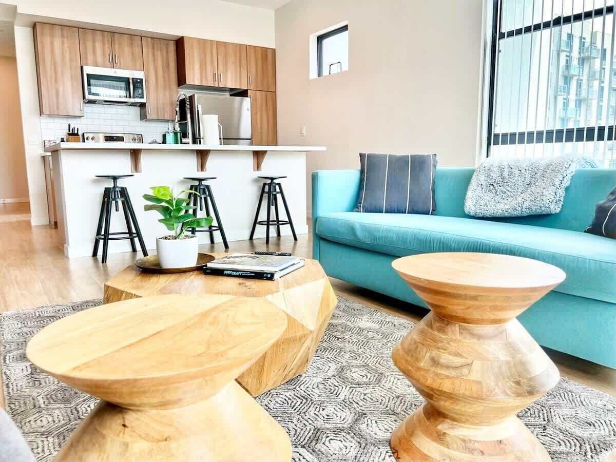 TV, offices