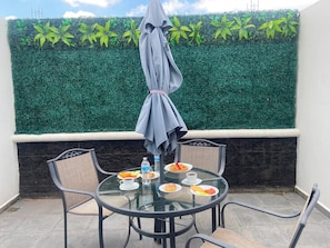 Double Room, 2 Double Beds, Terrace | In-room safe, desk, iron/ironing board (on request), WiFi (free)