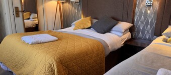 Charde Guest House