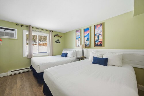 Eastern Inn Deer Meadow Suite for 4