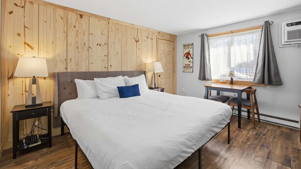 Studio, 1 giường cỡ king, không được mang vật nuôi, quang cảnh núi (Powder Trail Retreat) | 1 phòng ngủ, trang trí khác biệt 