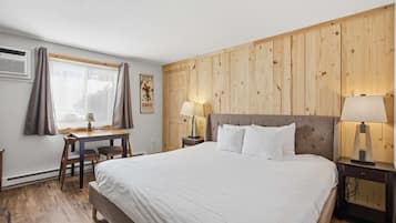 2 bedrooms, individually decorated, individually furnished