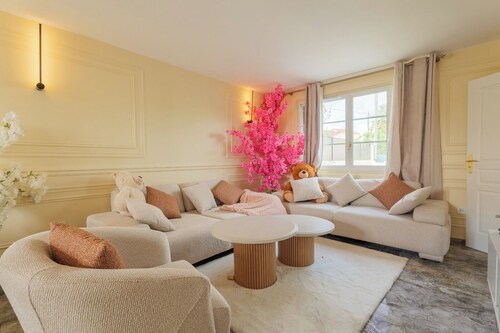 Villa layra Upscale haven of peace