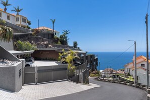 Exterior - Calheta Hills V – Sea View and Pool in Calheta (Estreito da Calheta)