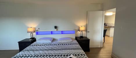 Deluxe Suite, Multiple Beds, Lake View | Desk, laptop workspace, WiFi (free)