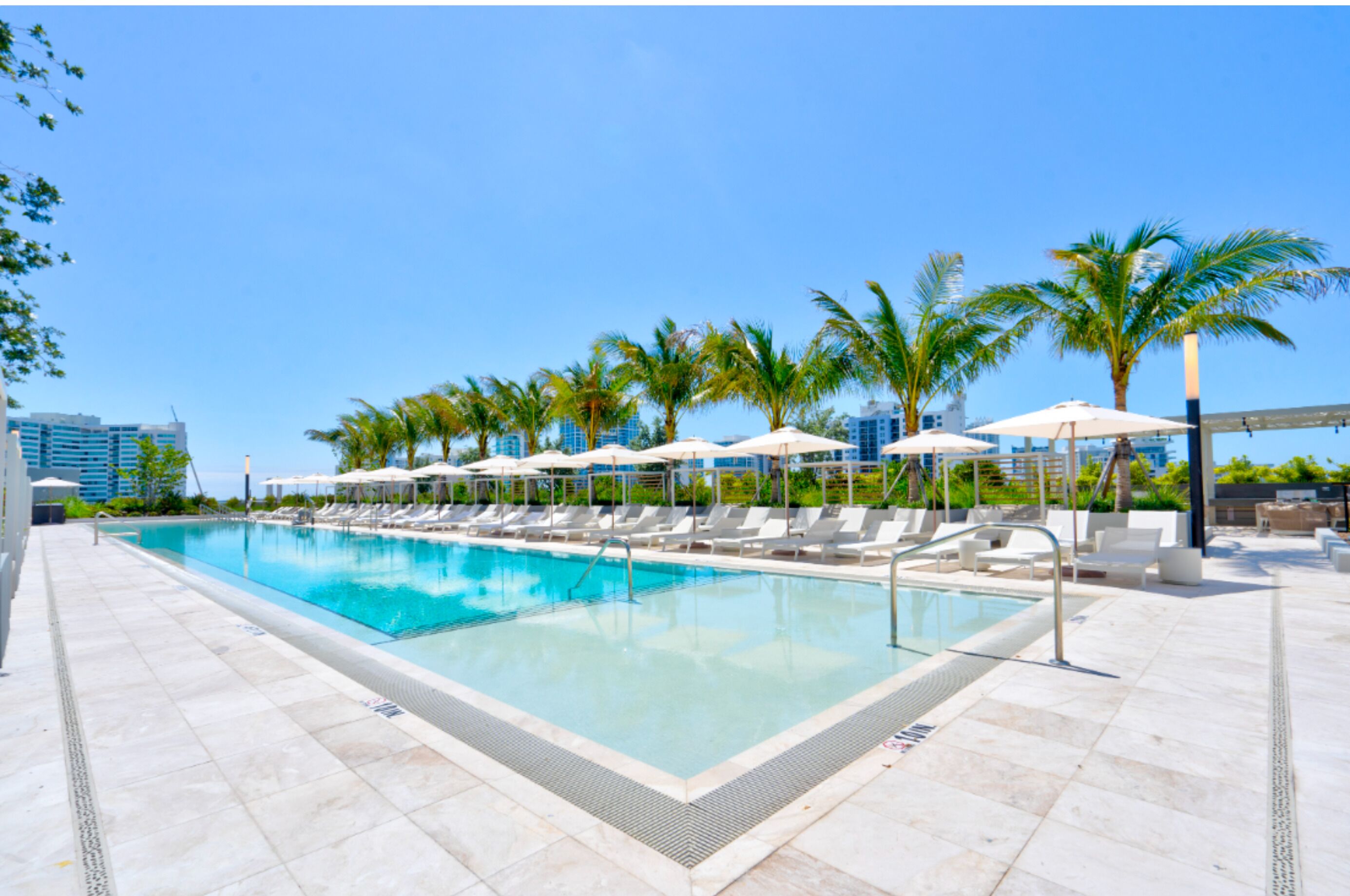Apartment | Pool | Outdoor pool
