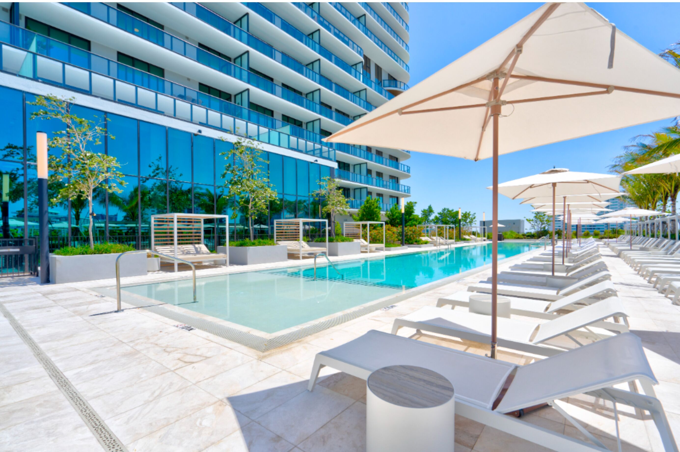 Apartamento | Piscina | Una piscina al aire libre