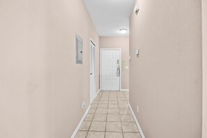 Interior - Right Direction Rentals 2 Bedroom Villa 9955 (Port St. Lucie)