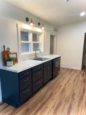 Interior - The Duck House-Cozy 2 bedroom house in marvelous Crandon with AC (Crandon)