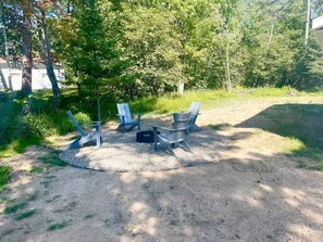 Property grounds - The Duck House-Cozy 2 bedroom house in marvelous Crandon with AC (Crandon)