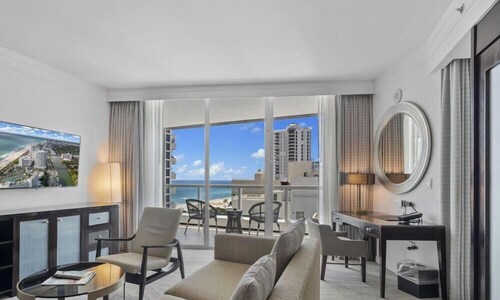 Fontainebleau 2Dbl Queen Beds City View