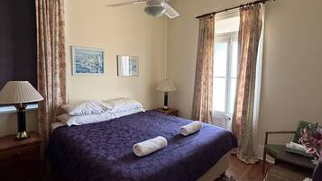 Standard Double Room, 1 King Bed, Non Smoking | Individually furnished, free WiFi, bed sheets