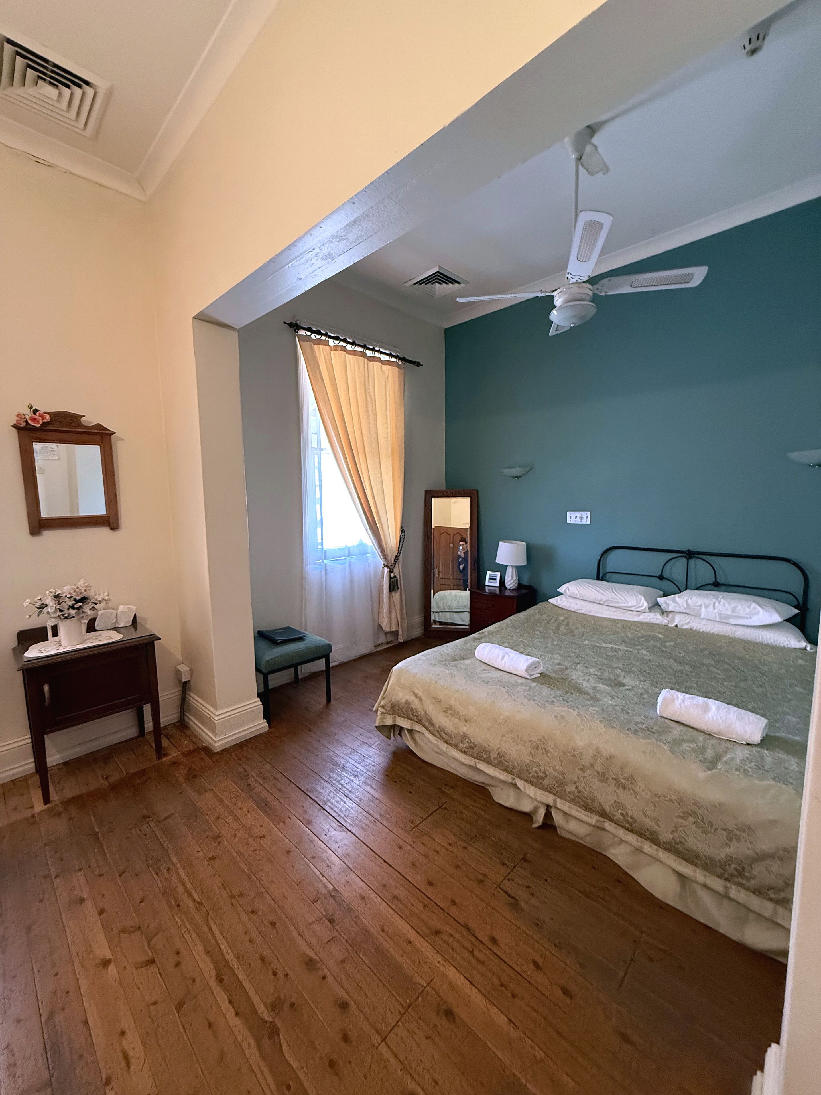 Comfort Double Room, 1 King Bed, Air conditioning | Premium bedding, WiFi (free), individually furnished, bed sheets
