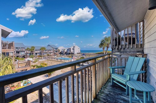 Ocean Mile B-5, Overlooks Pool, Boardwalk to Beach