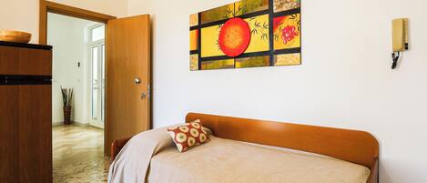 2 chambres, Wi-Fi gratuit, draps fournis