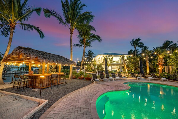 Peninsula Villa Heated Pool Sunset Point - Islamorada, FL