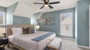 3 bedrooms, iron/ironing board, WiFi, bed sheets
