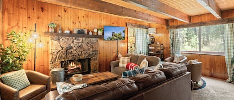 Smart TV, fireplace, foosball