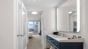 Studio, Balcony, Ocean View | Iron/ironing board