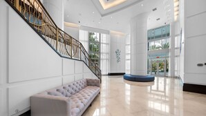 Ảnh chưa phân loại, 3 trong số 22 ảnh, nút