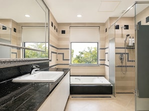 Superior Suite | Individually decorated, individually furnished, free WiFi - Seosansoo Golf & Resort (Seosan)