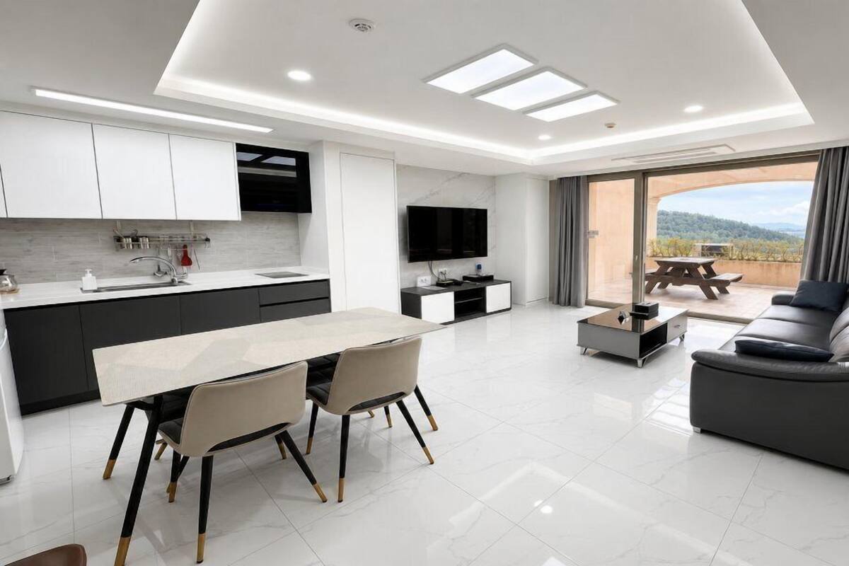 Standard Room | Individually decorated, individually furnished, free WiFi